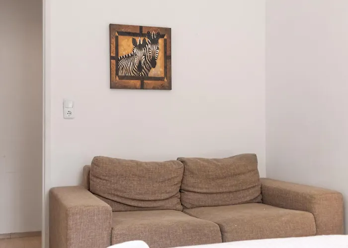 Pleasant 1br Perfect For Short & Long וינה