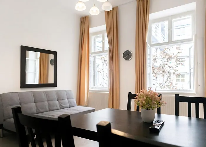 דירה Pleasant 1br Perfect For Short & Long