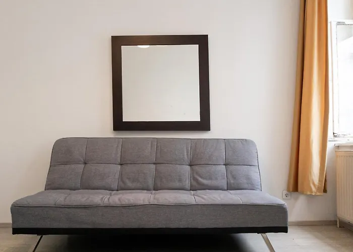 דירה Pleasant 1br Perfect For Short & Long וינה